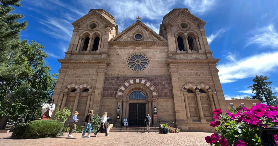 Top Attractions in Santa Fe: Art, Culture, and Desert Beauty